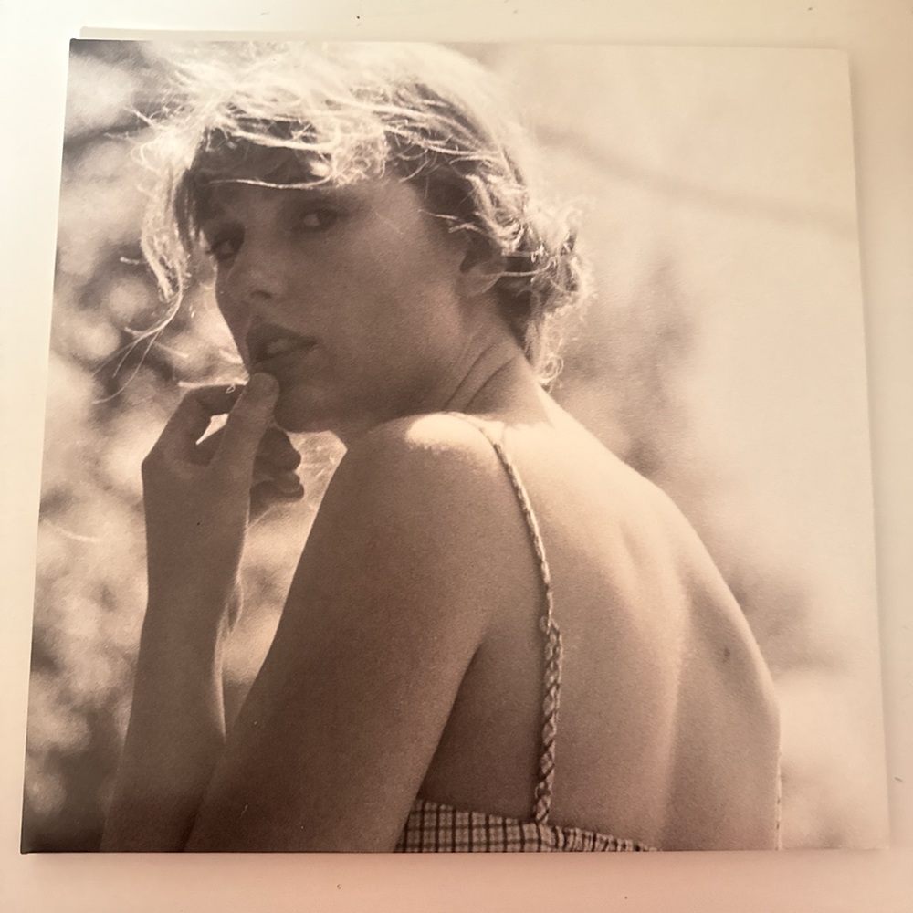 Taylor Swift Monochrome Art Print